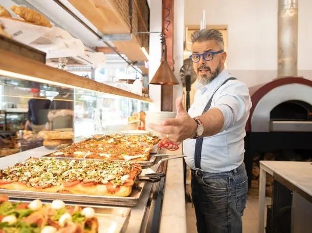 Polémica por los elevados precios de las pizzas del restaurante de Donato De Santis