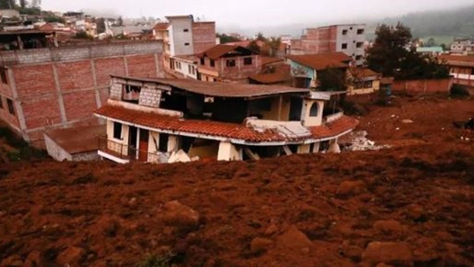 Ecuador: ascienden a 14 los muertos por el alud provocado por lluvias