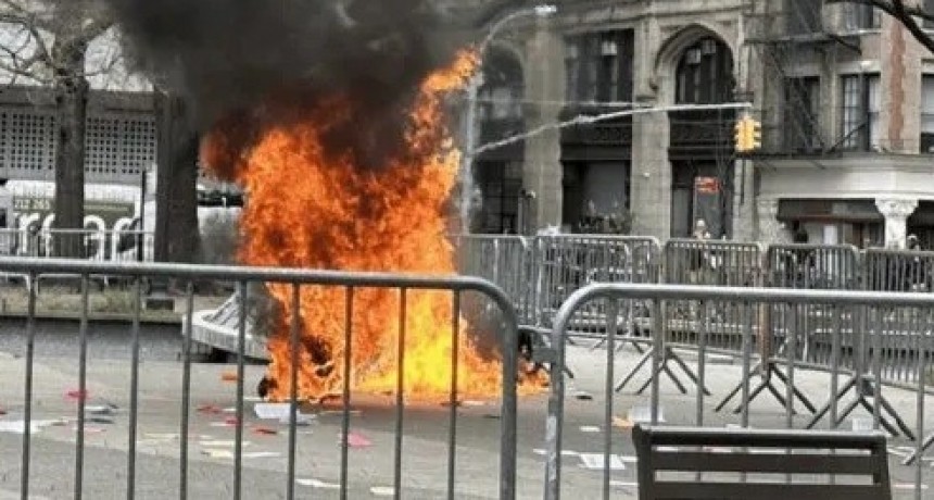 Nueva York: un hombre se quemó a lo bonzo frente al tribunal donde juzgan a Donald Trump