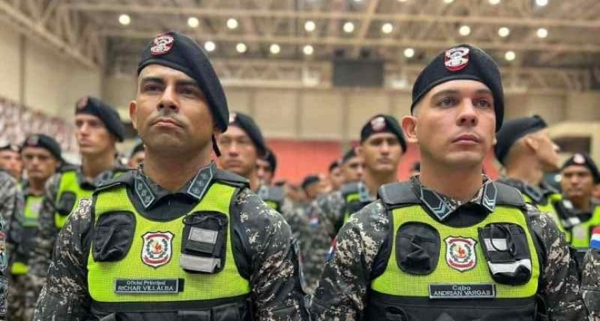 En Paraguay, dos efectivos de la Policía aprobaron el curso con el Grupo Lince 