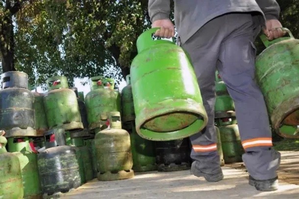 Programa Hogar: el Gobierno subió el subsidio para la garrafa de gas