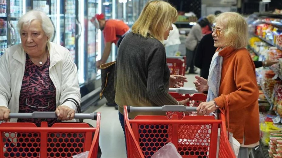 Cayó un 7,3% en marzo el consumo en supermercados