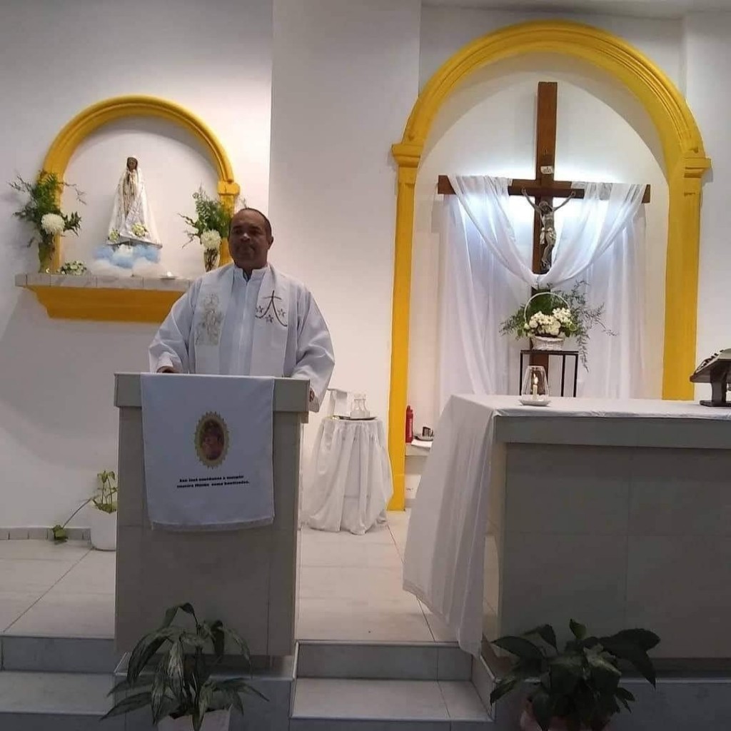 La Iglesia de Formosa brindó el último adiós al padre Edgardo Ortiz