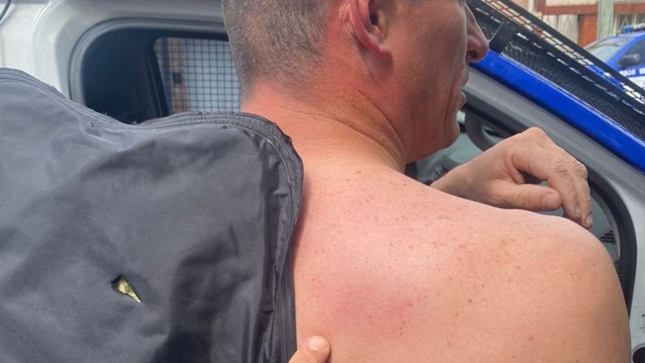 Córdoba: balean al jefe de Infantería de la Policía, se salvó por el chaleco antibalas