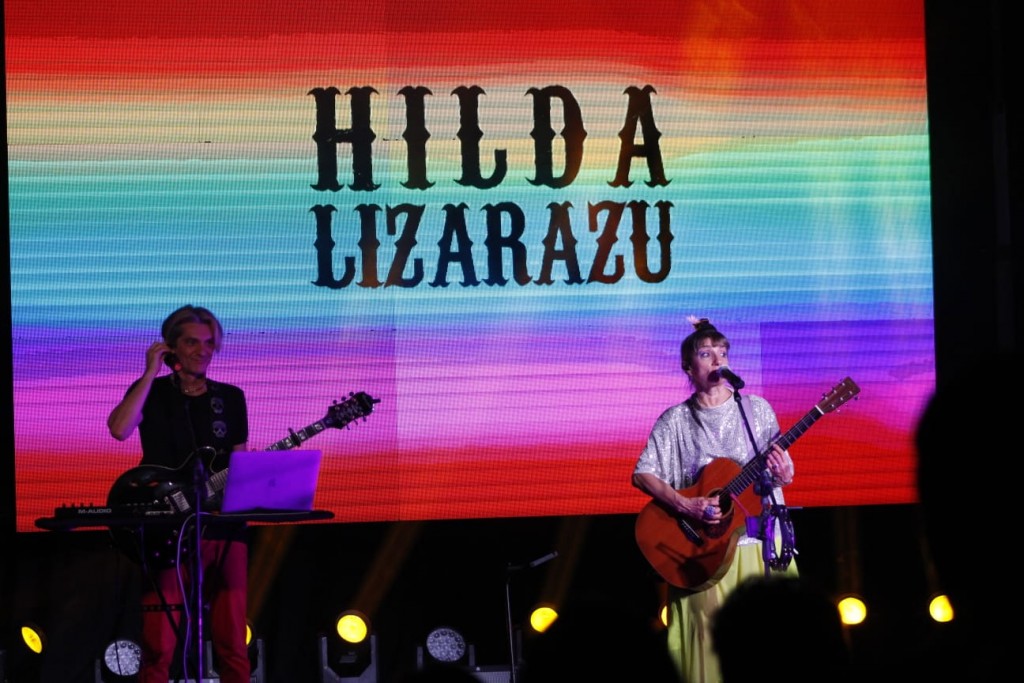 Hilda Lizarazu brindó un concierto en el Teatro de la Ciudad