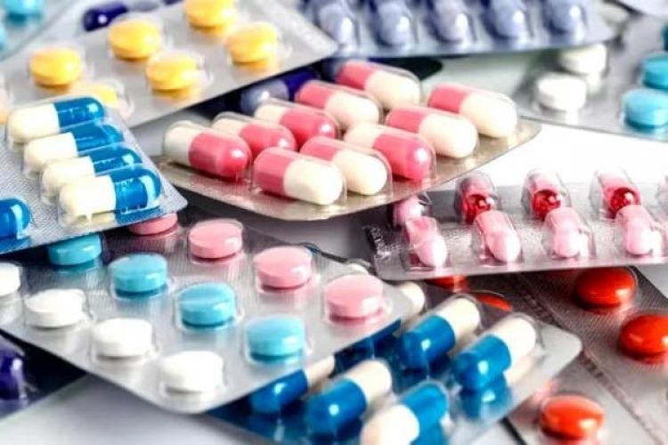 Modificaciones al DNU: podrán poner marcas en las recetas y hay marcha atrás en la venta libre de medicamentos