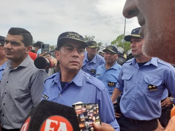 Catamarca: En reclamo de una suba salarial policías tomaron la sede de Gobierno