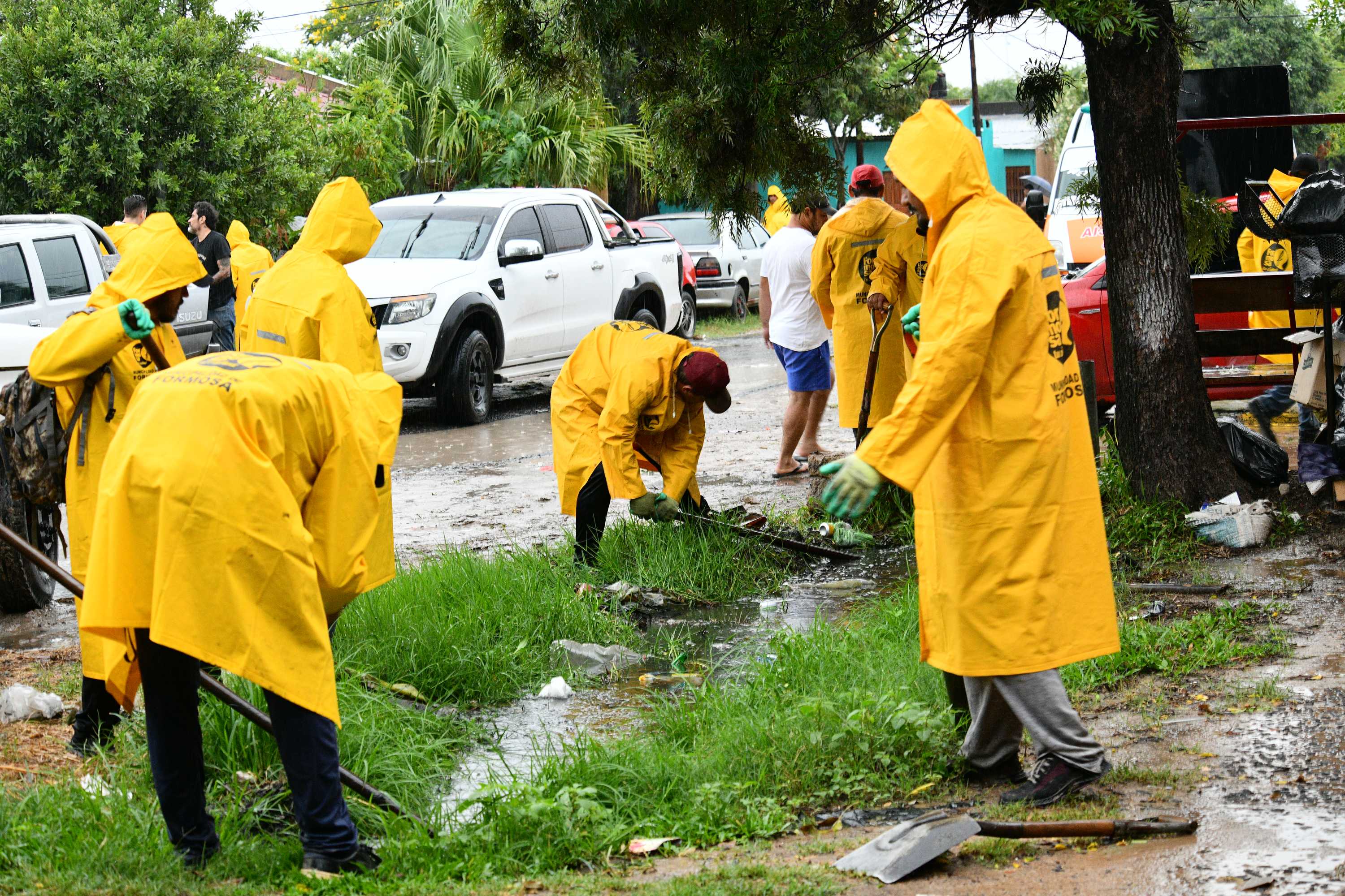 La Municipalidad trabajó en distintos sectores de la ciudad para mitigar efectos de las precipitaciones