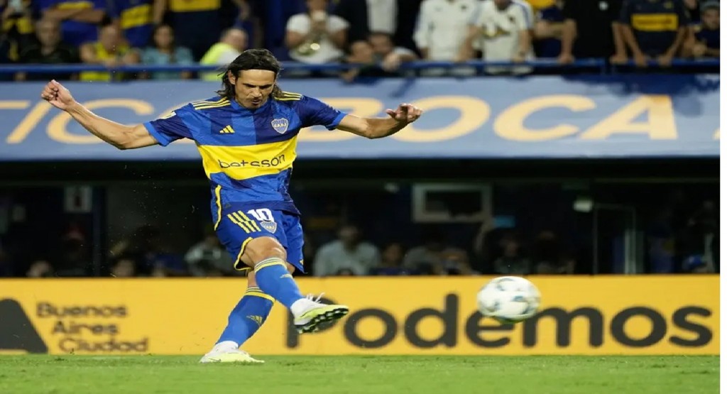 Con un hat-trick de Cavani, Boca le ganó 3-2 a Belgrano
