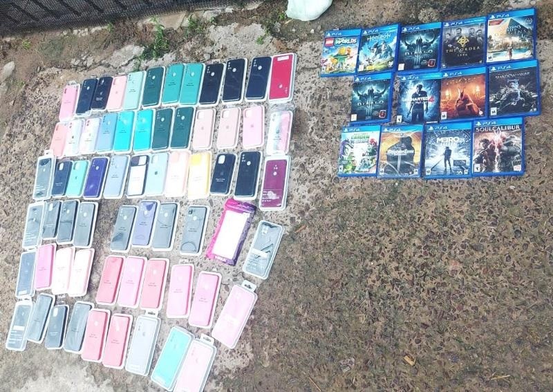 Barrio San Francisco: La Policía recuperó videojuegos y accesorios para celulares sustraídos de un local comercial 
