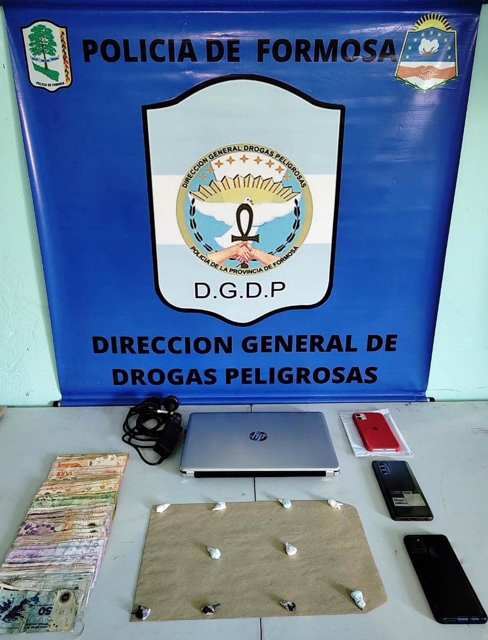 Un sujeto fue detenido con 10 envoltorios de cocaína listos para su comercialización