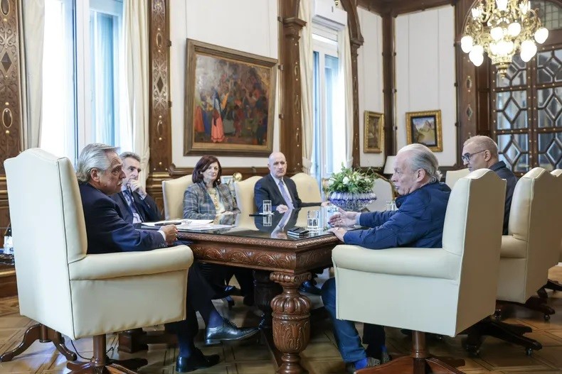 Alberto Fernández anunció un acuerdo salarial para estatales: será del 33% para el período junio-agosto