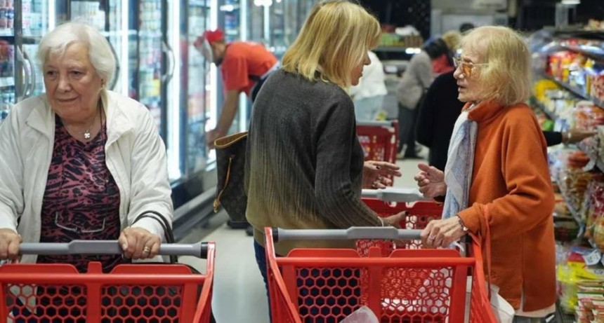 Cayó un 7,3% en marzo el consumo en supermercados