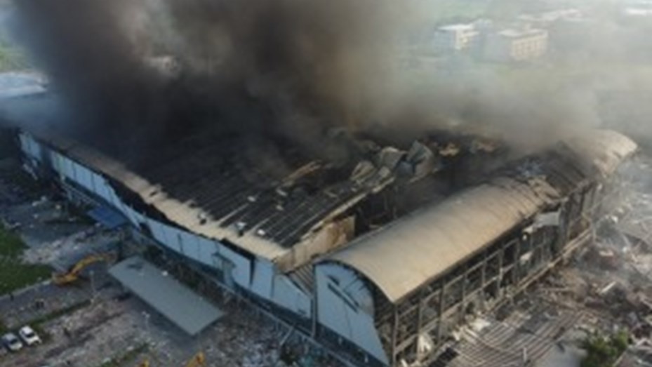 Taiwán: se incendió una fábrica de pelotas de golf, hay al menos nueve muertos