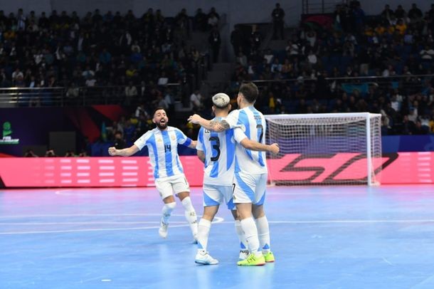 Mundial de Futsal: Argentina goleó a Kazajistán y se medirá ante Francia en semifinales