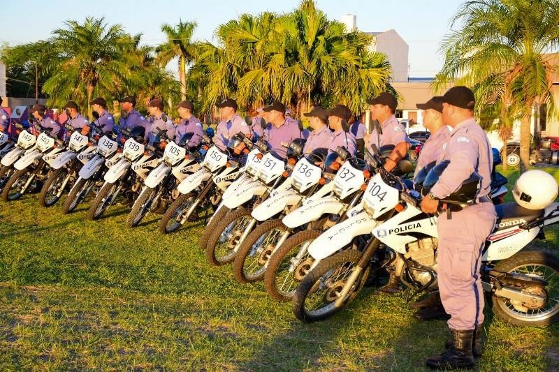 En los distintos barrios de la ciudad, la Policía refuerza los operativos de seguridad